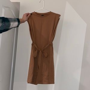 Brown sleeveless dress